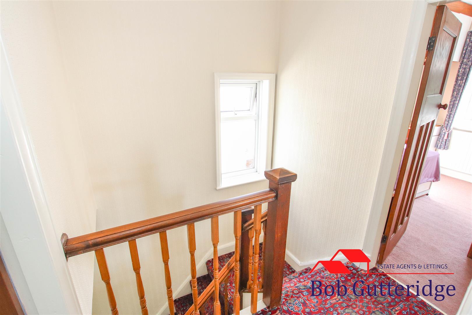 FIRST FLOOR LANDING